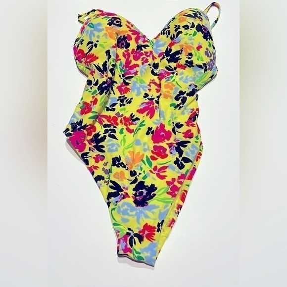 Bar III YELLOW Floral Chic One-Piece Swimsuit, US M New - Picture 4 of 11